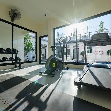Top Residence Сурат Тхани Екстериор снимка